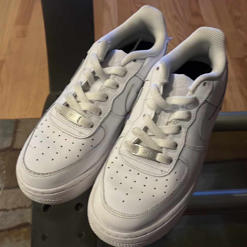 AIR FORCES 1 - Picture 6 of 7
